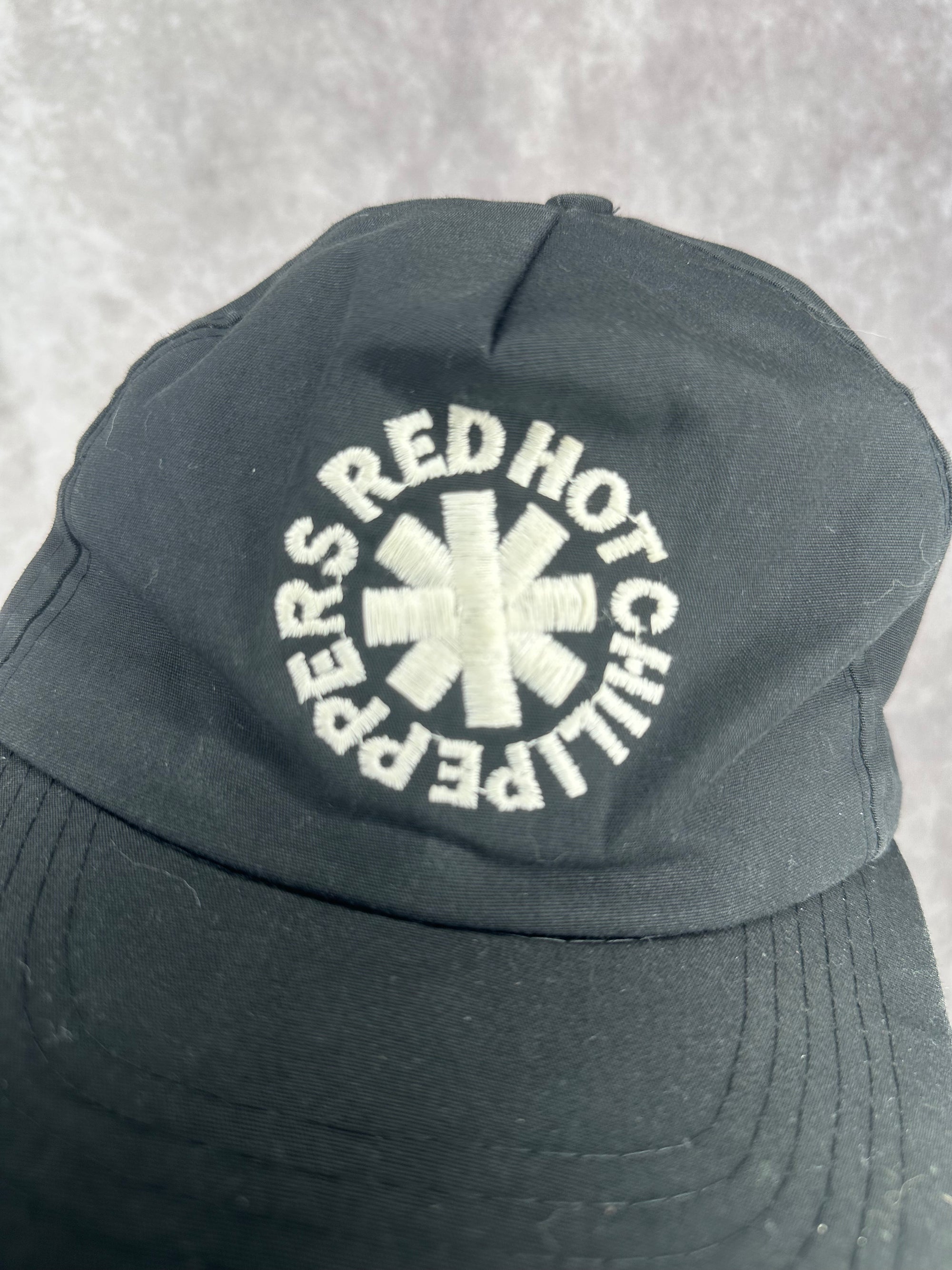 RED HOT CHILI PEPPERS LOGO HAT