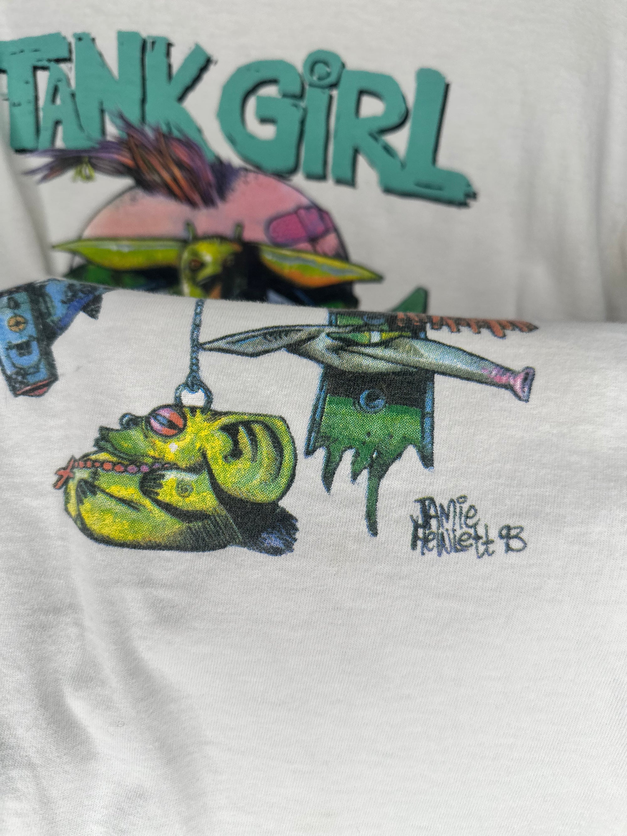 TANK GIRL BULLOCKS TO THIS
