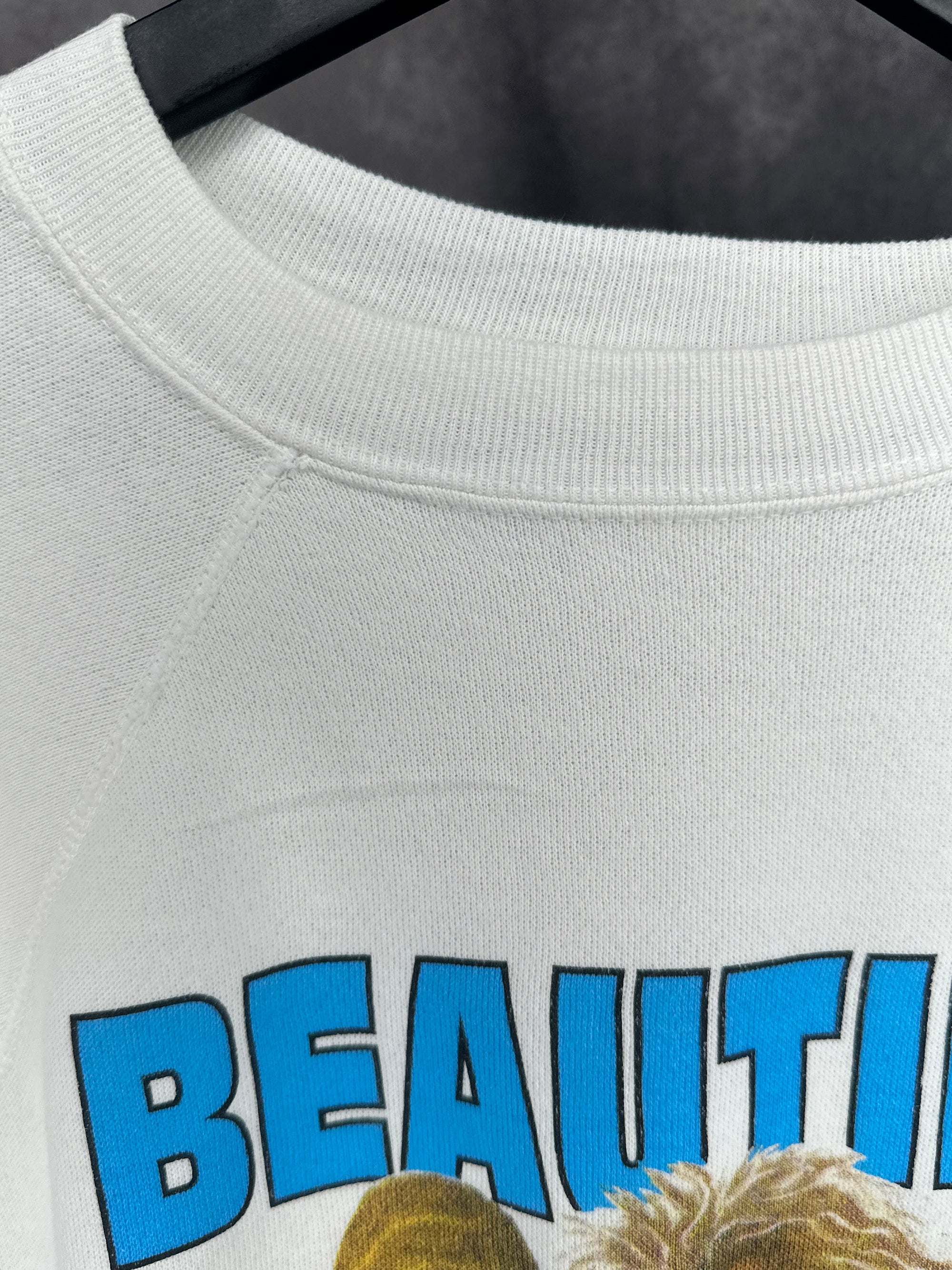 BEAUTIFUL BEACHES | TWO FEMALES IN BIKINIS SWEATSHIRT
