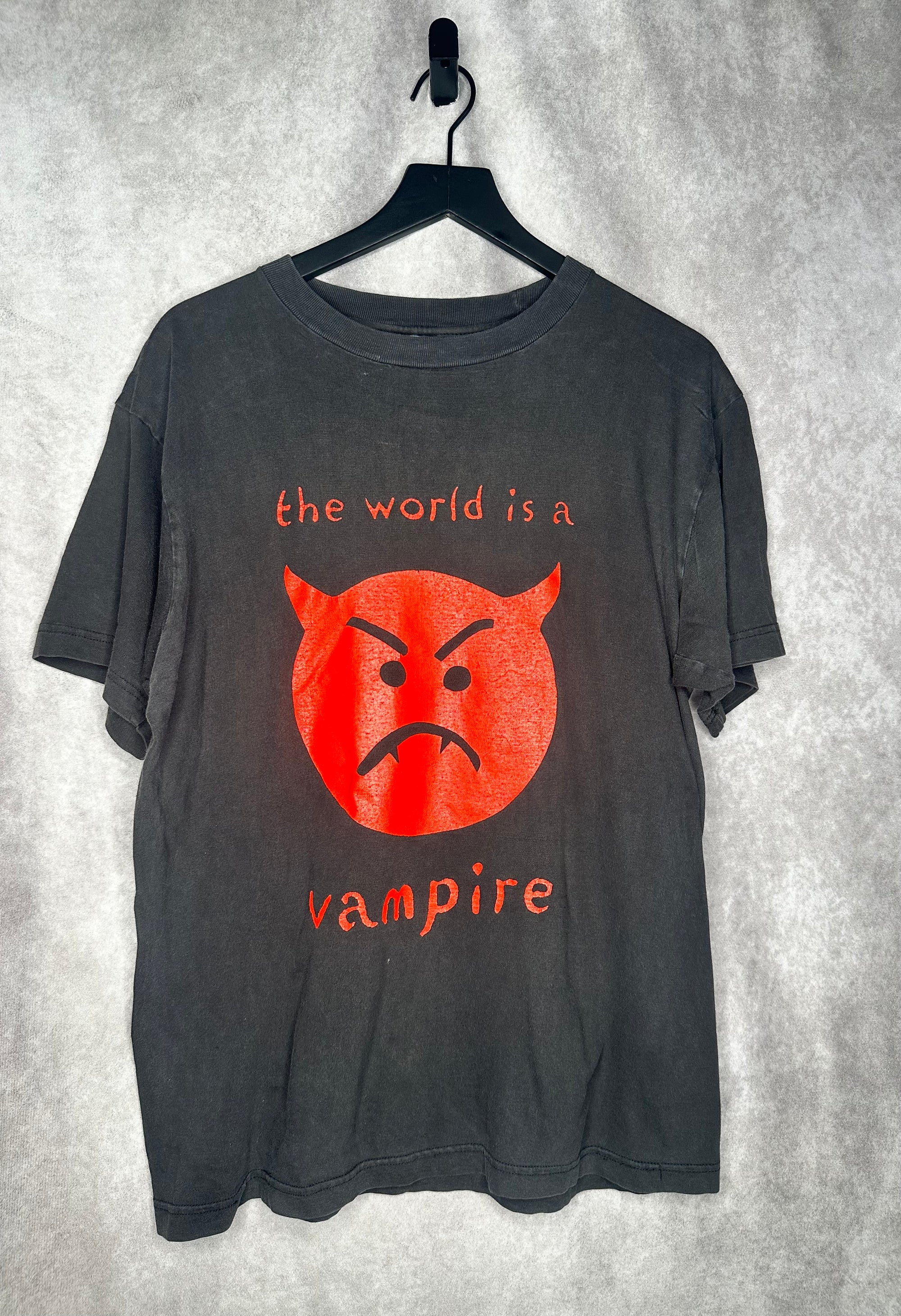 SMASHING PUMPKINS THE WORLD IS A VAMPIRE | TONIGHT, TONIGHT PALACE THEATRE BOOTLEG