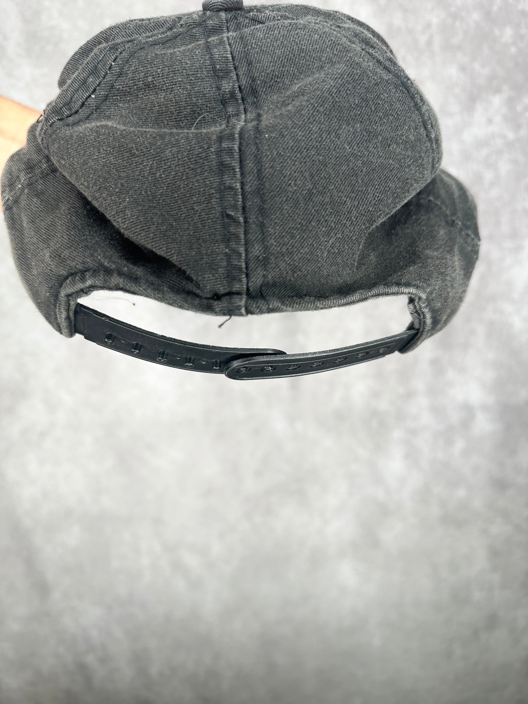 RED HOT CHILI PEPPERS LOGO HAT