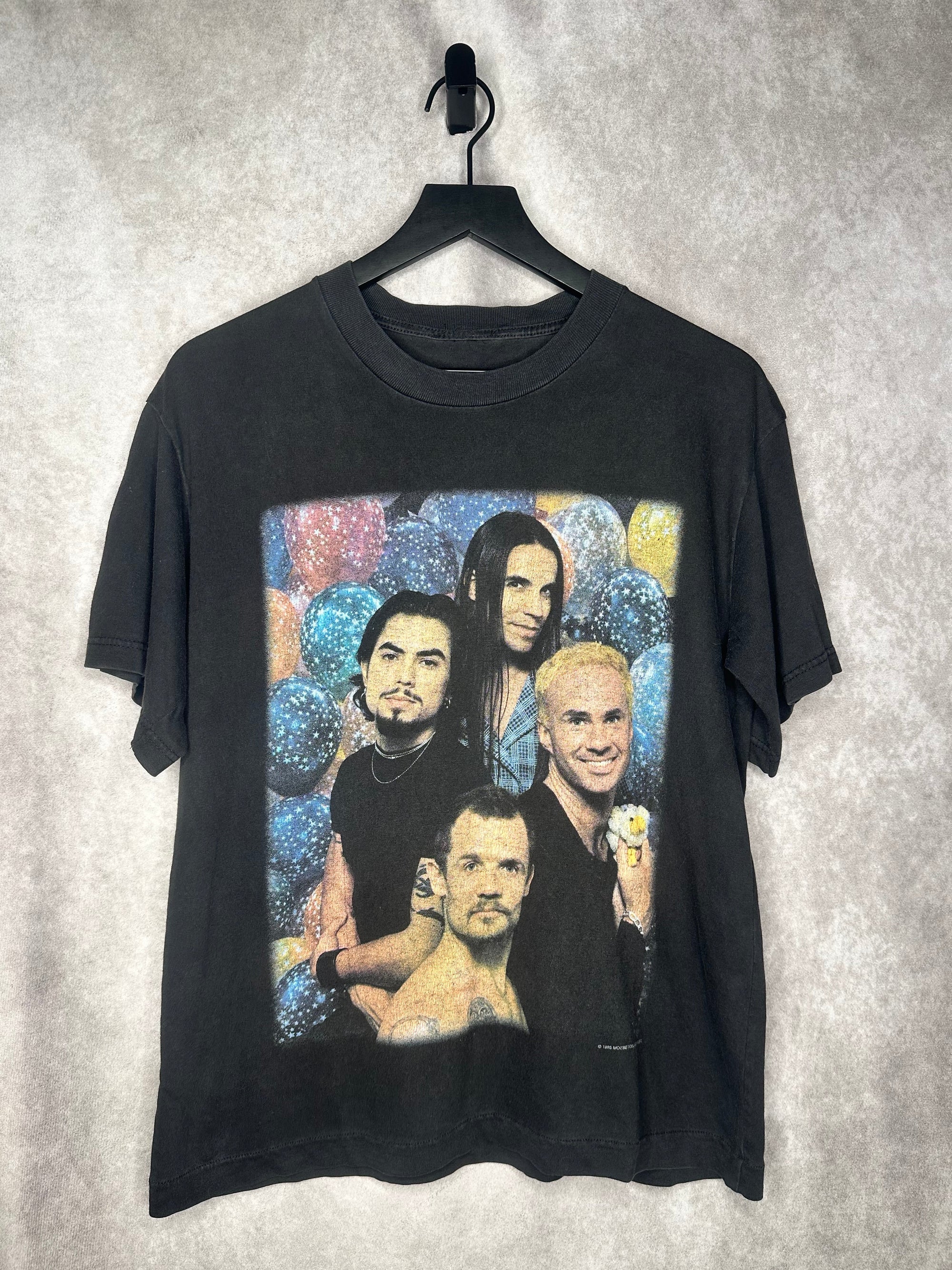 RED HOT CHILI PEPPERS BAND PORTRAIT PHOTO