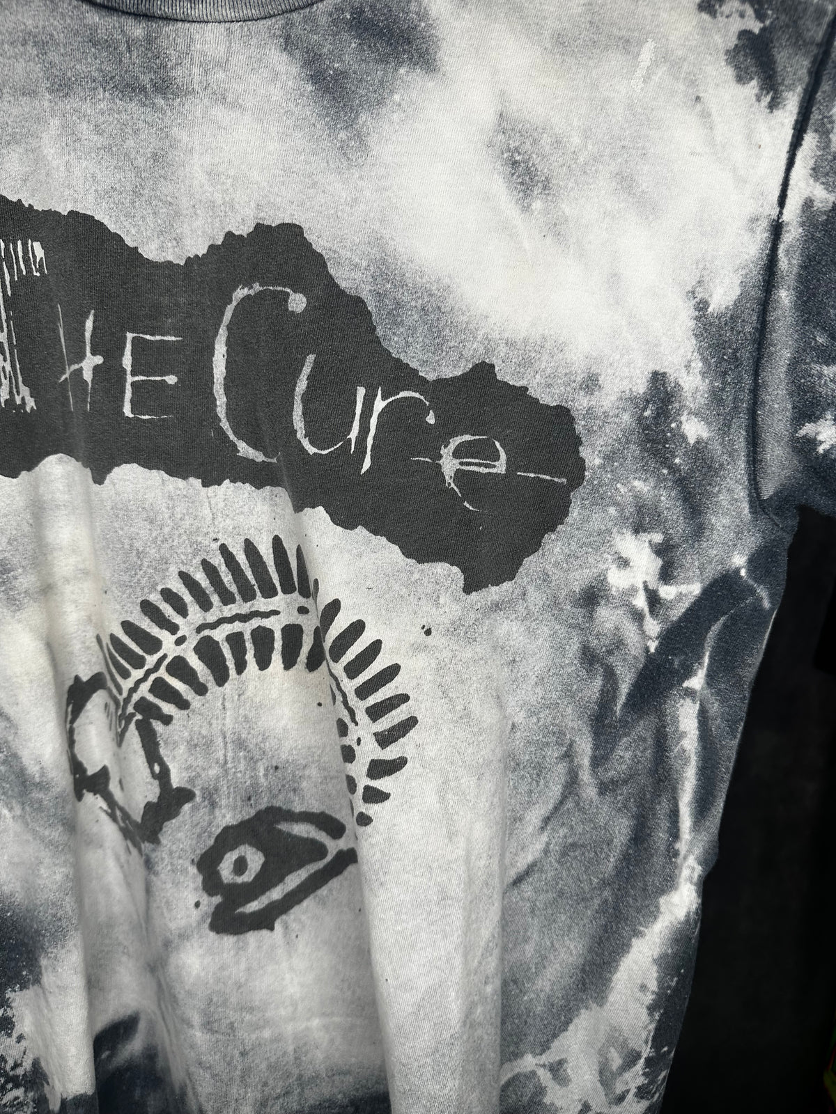 Vintage 1985 The Cure Head on the Door Shirt Large