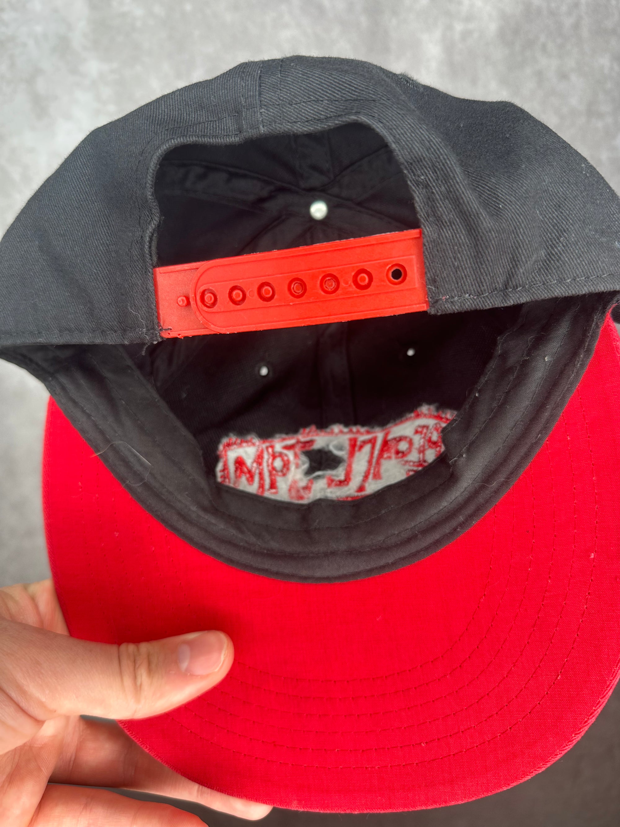 PEARL JAM HAT