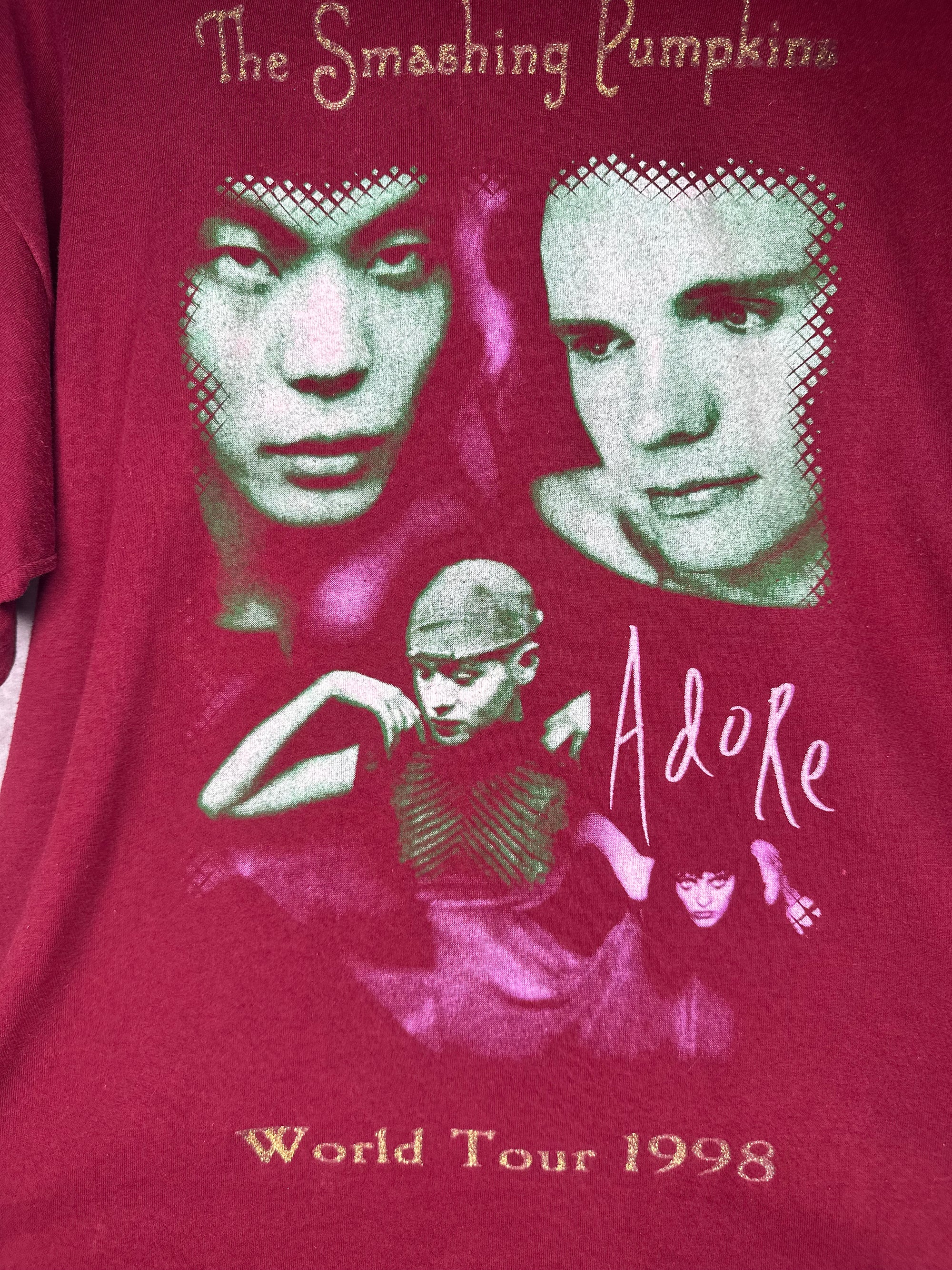 SMASHING PUMPKINS ADORE WORLD TOUR PARKING LOT BOOTLEG