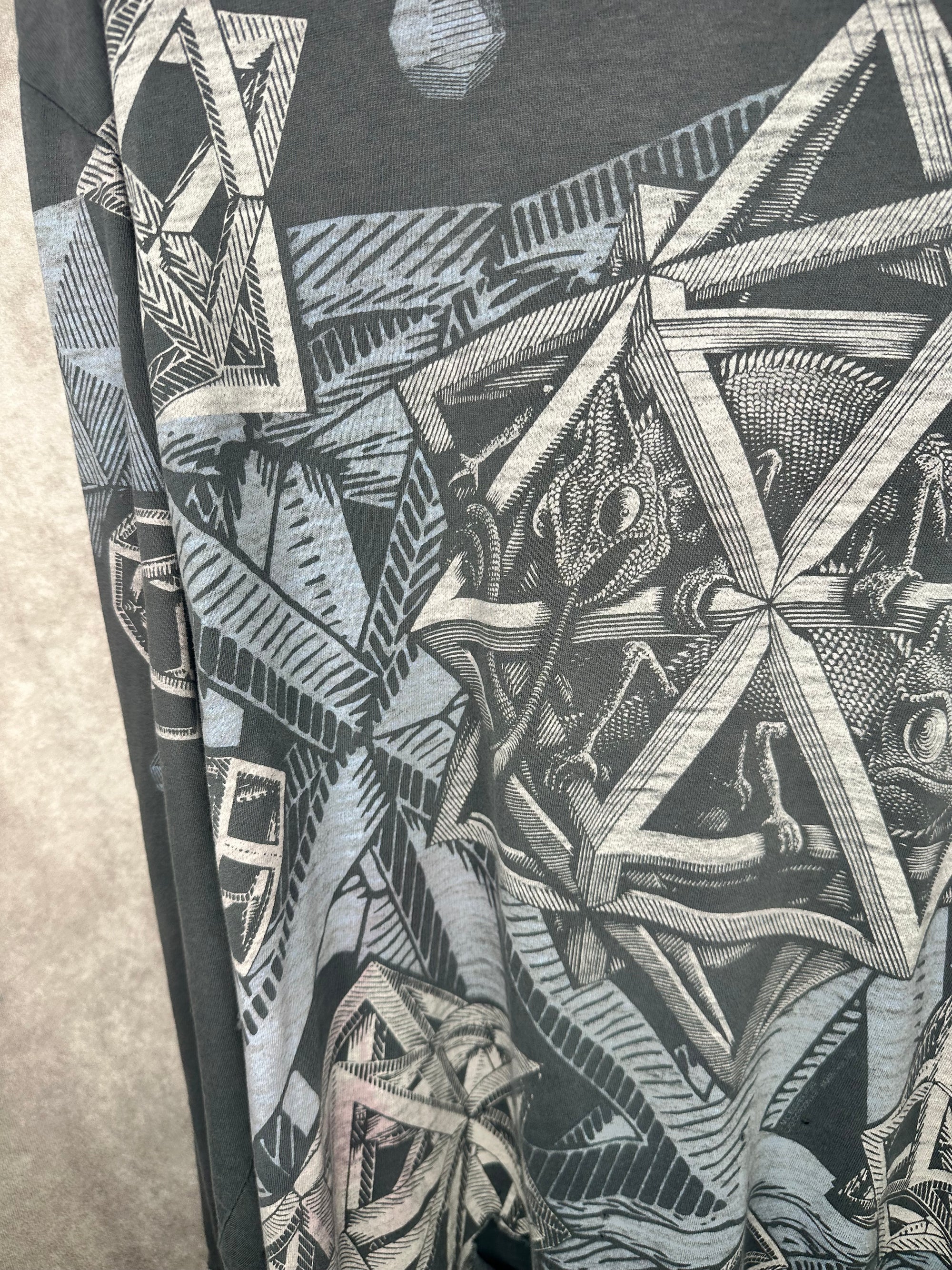 MC ESCHER CHAMELEON AOP LONGSLEEVE