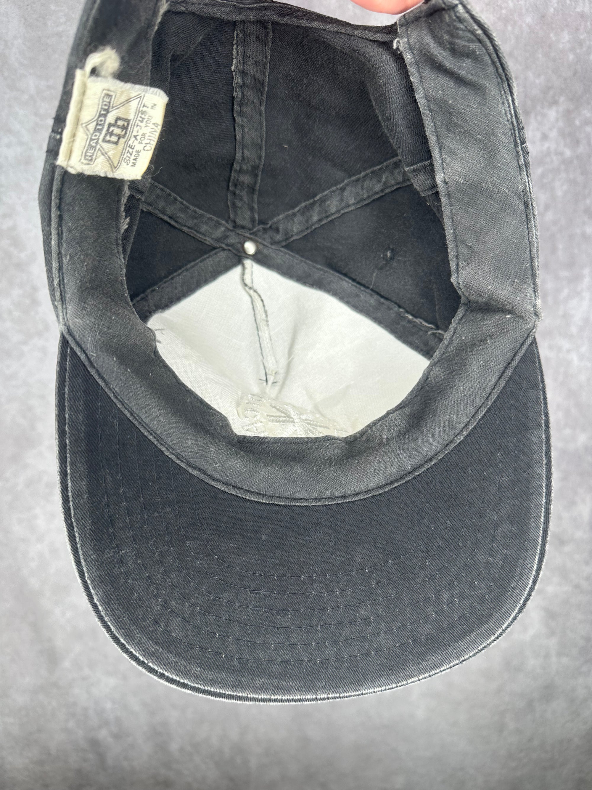 RED HOT CHILI PEPPERS LOGO HAT