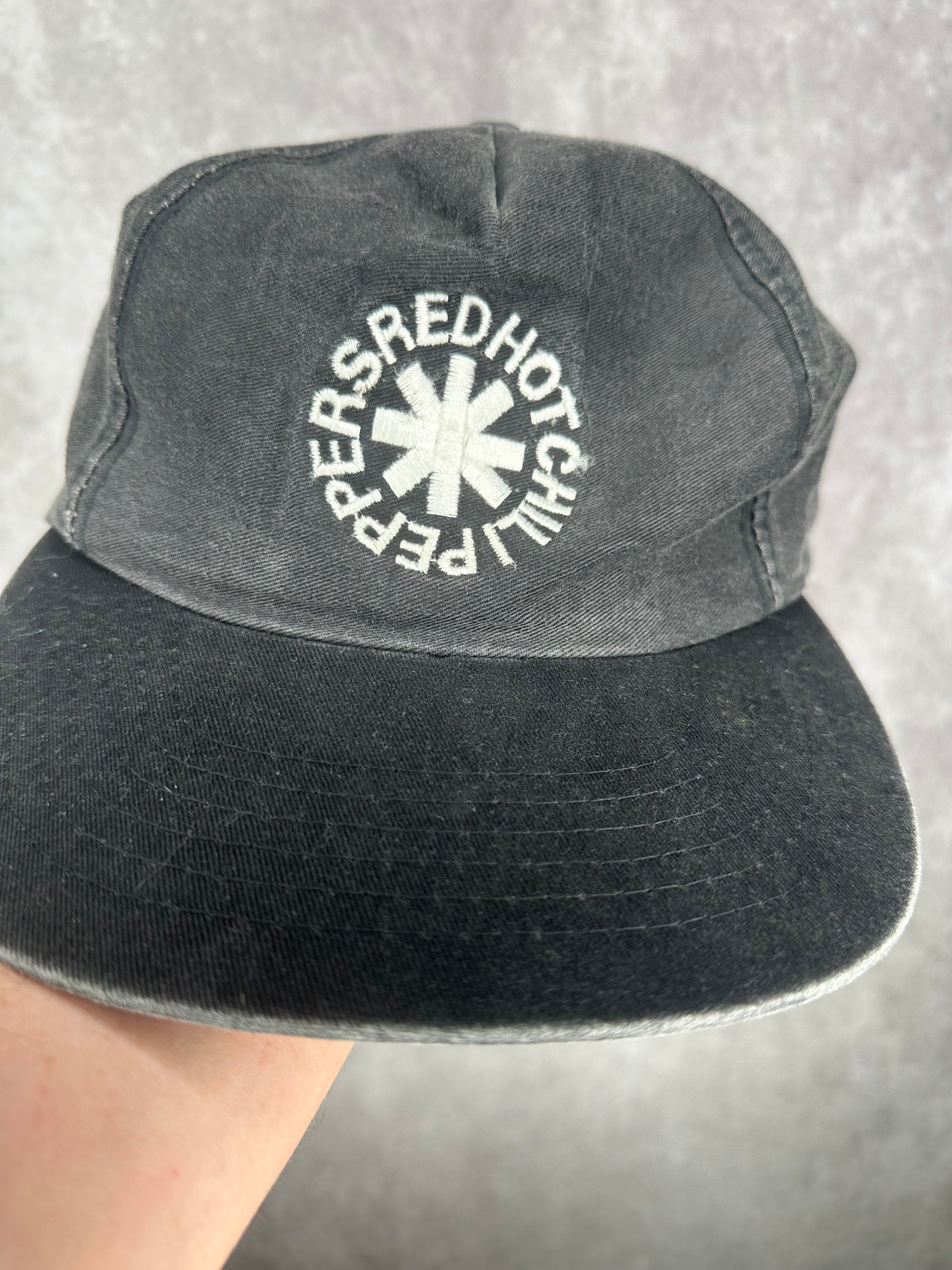 RED HOT CHILI PEPPERS LOGO HAT