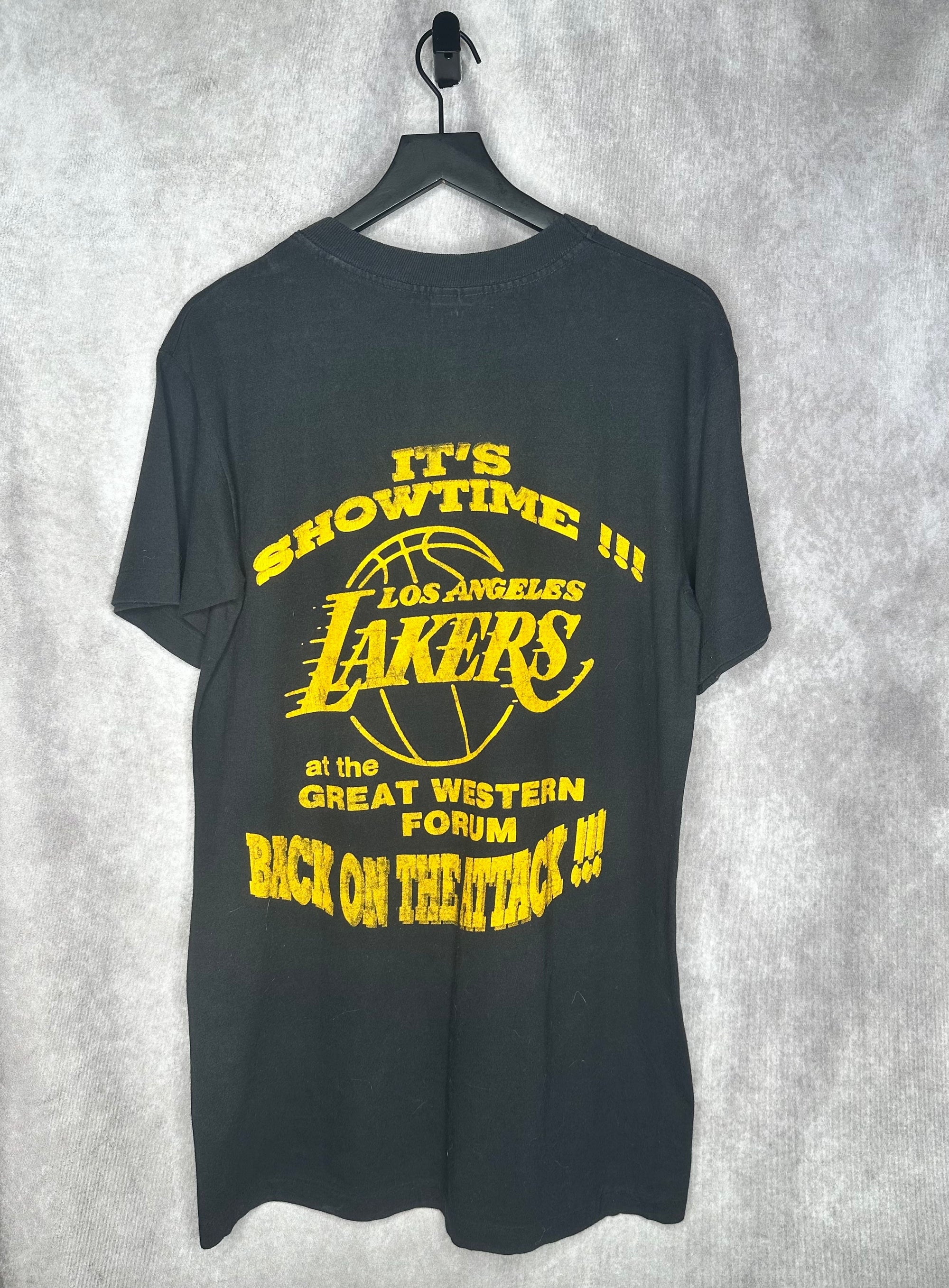 LOS ANGELES LAKERS MAGIC JOHNSON IS BACK PARKING LOT BOOTLEG