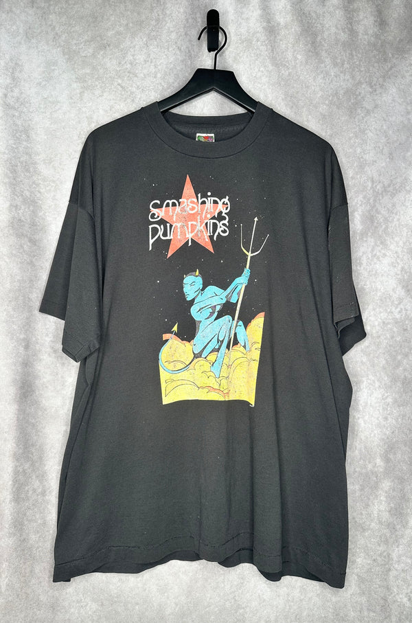 SMASHING PUMPKINS | PRAY FOR ME WORLD TOUR PARKING LOT BOOTLEG