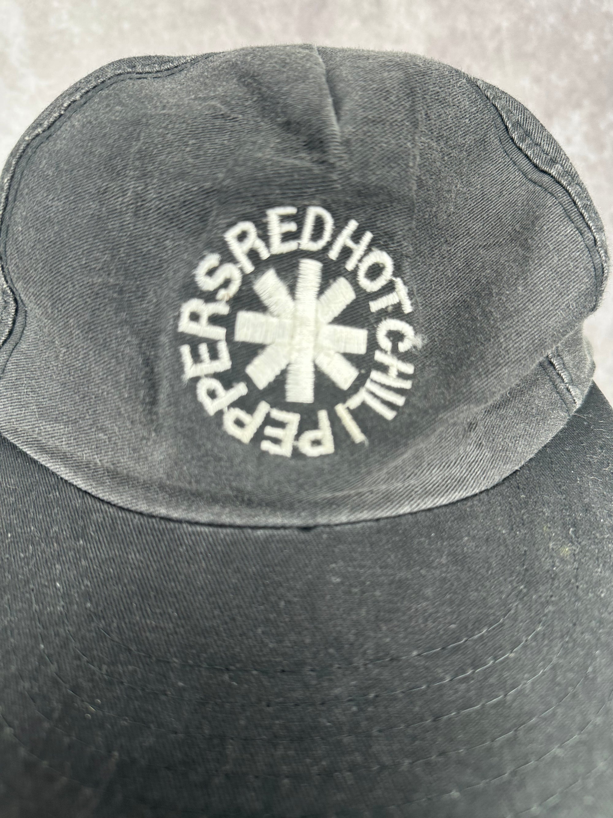 RED HOT CHILI PEPPERS LOGO HAT